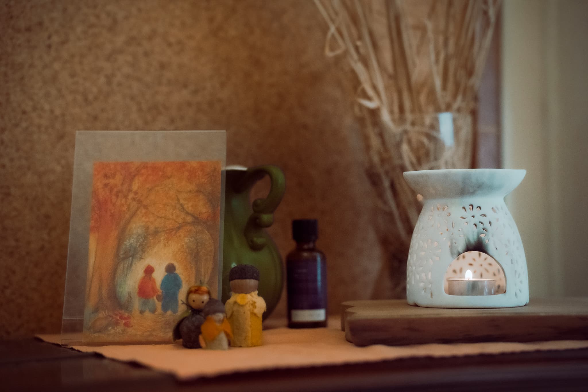 Seasonal nature table with watercolour card and peg dolls